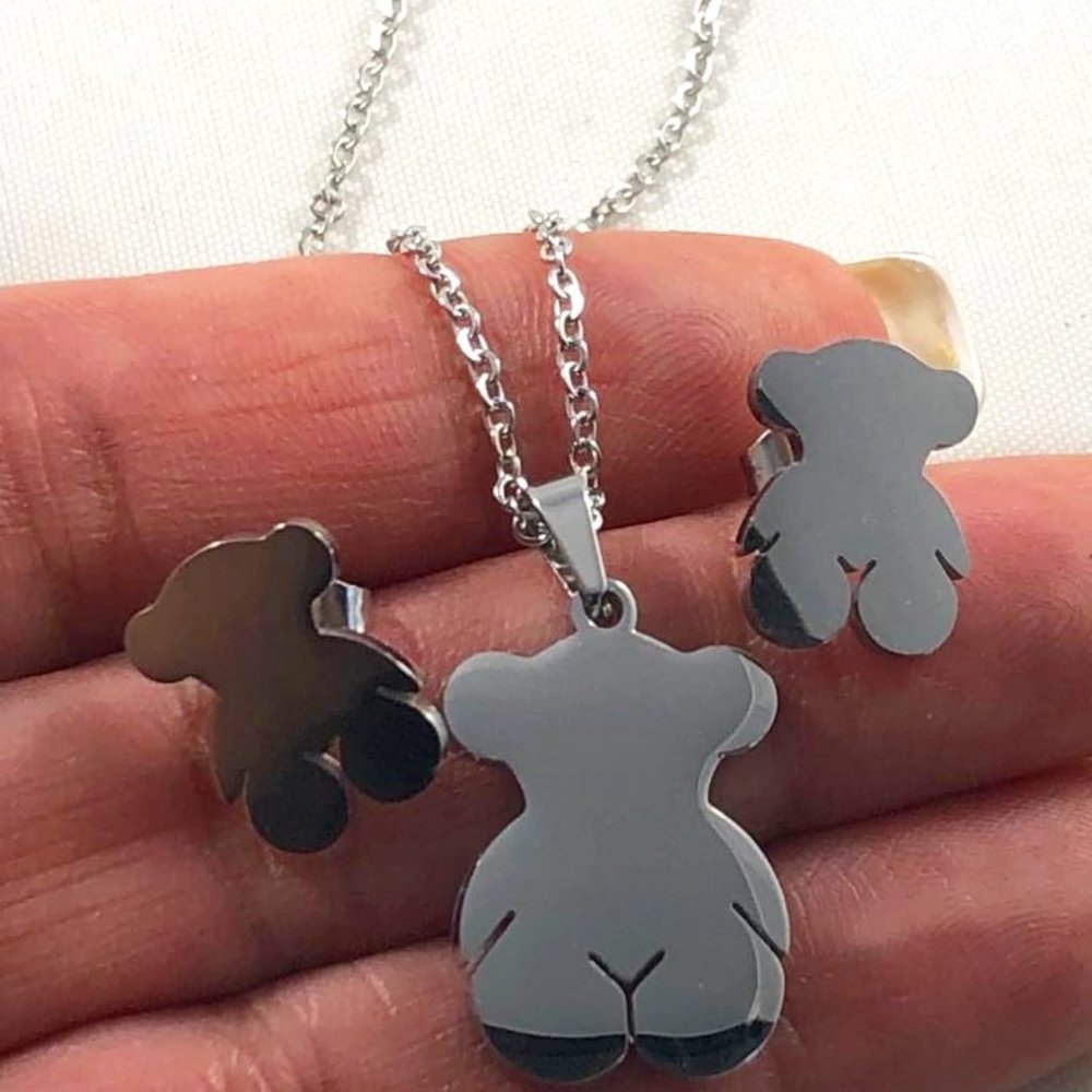Bear Shape Necklace/ Earrings set silver
